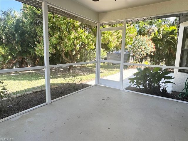 8137 Pelican RD, Fort Myers, FL 33967