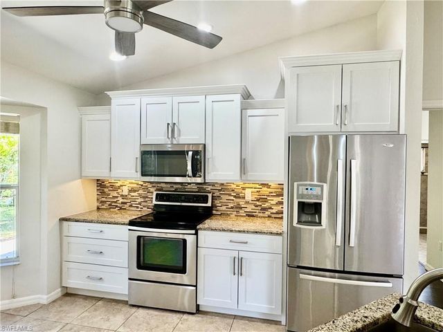 8137 Pelican RD, Fort Myers, FL 33967