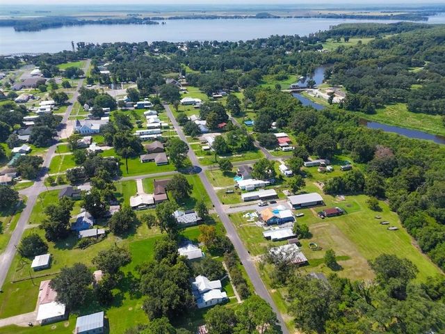 414 Iowa Avenue, Lake Arthur, LA 70549