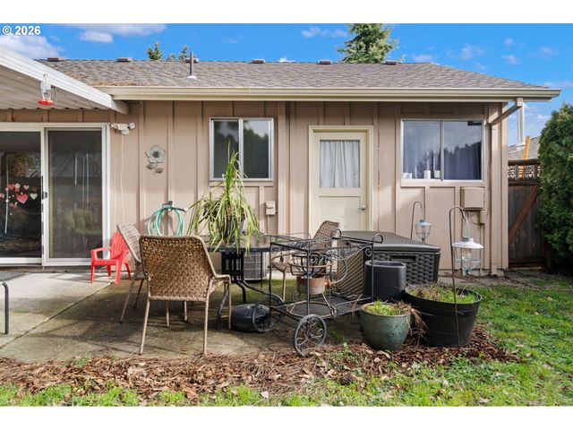 12441 Sw KING GEORGE Dr, Portland, OR 97224