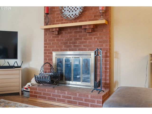 12441 Sw KING GEORGE Dr, Portland, OR 97224