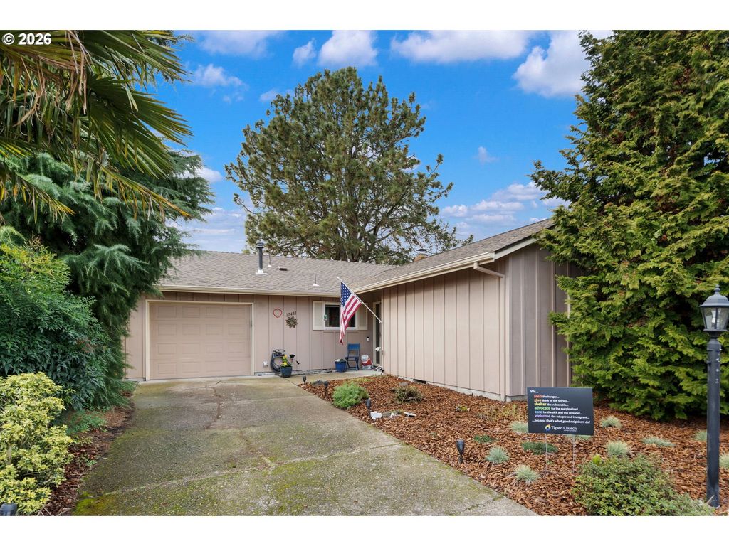 12441 Sw KING GEORGE Dr, Portland, OR 97224