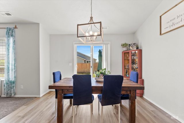 1710 SW Gabar, Mountain Home, ID 83647