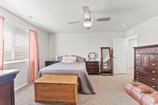 1710 SW Gabar, Mountain Home, ID 83647