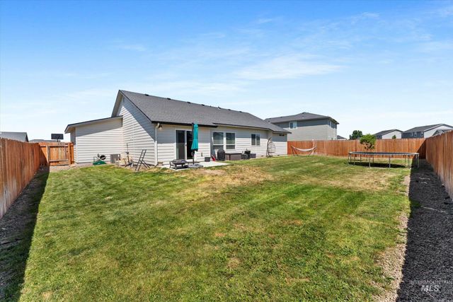 1710 SW Gabar, Mountain Home, ID 83647