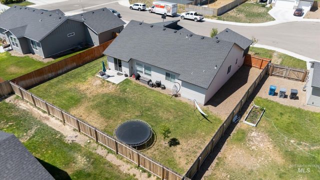 1710 SW Gabar, Mountain Home, ID 83647