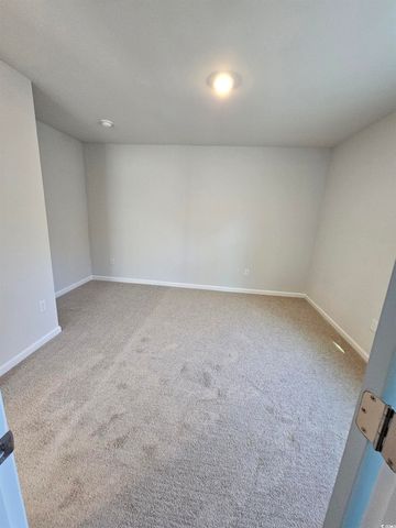 805 Wapama St., Little River, SC 29566