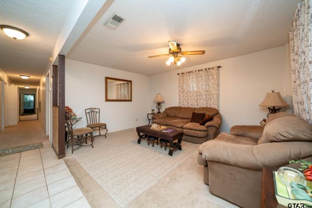 1000 CR 3211, Jacksonville, TX 75766