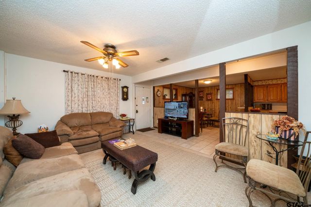 1000 CR 3211, Jacksonville, TX 75766