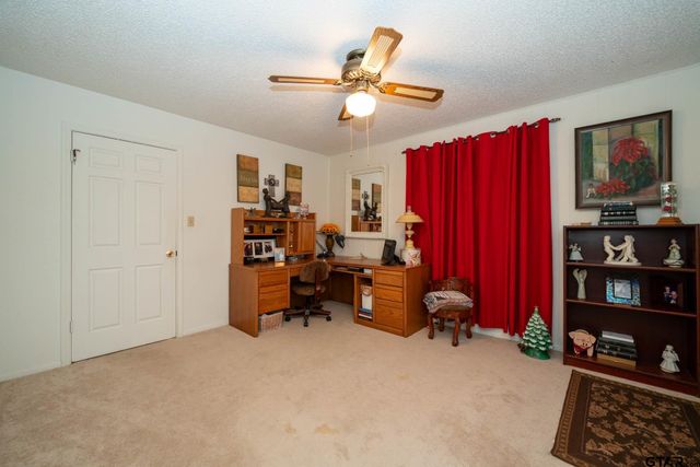 1000 CR 3211, Jacksonville, TX 75766