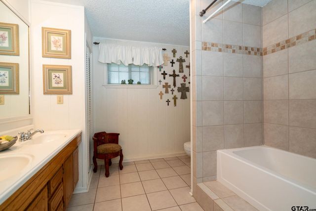 1000 CR 3211, Jacksonville, TX 75766