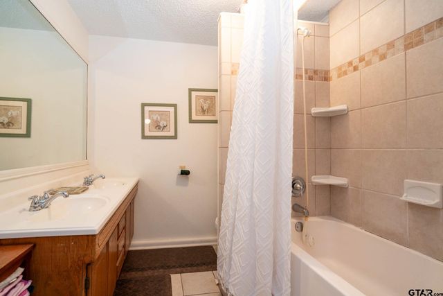 1000 CR 3211, Jacksonville, TX 75766