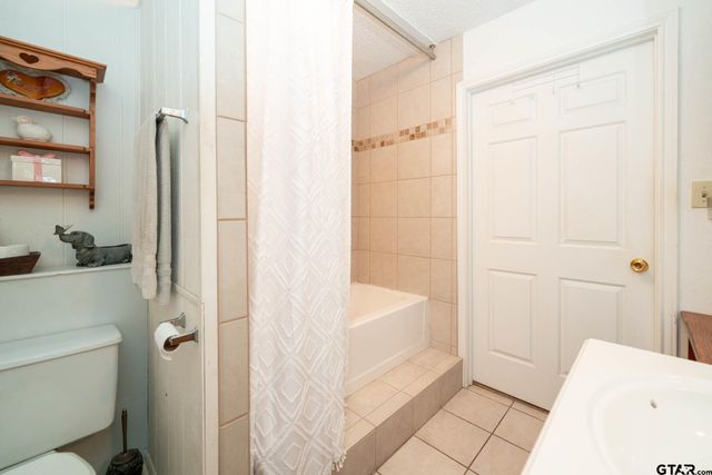 1000 CR 3211, Jacksonville, TX 75766