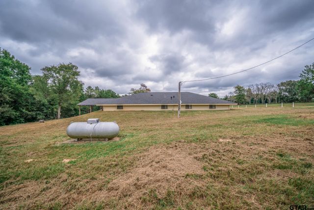 1000 CR 3211, Jacksonville, TX 75766