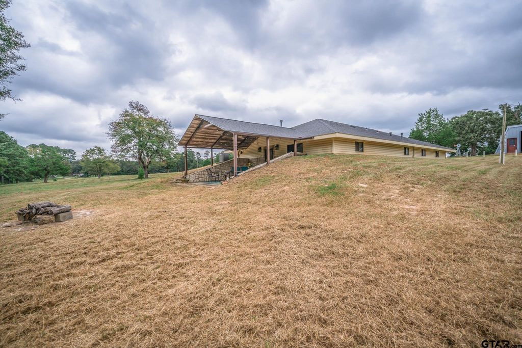 1000 CR 3211, Jacksonville, TX 75766