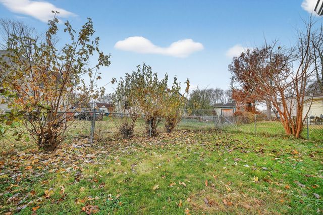 2804 Boston Avenue, Des Moines, IA 50310