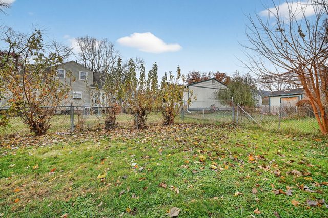 2804 Boston Avenue, Des Moines, IA 50310