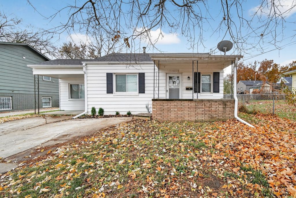 2804 Boston Avenue, Des Moines, IA 50310