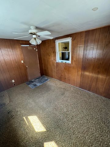 1716 W Hovey Street, Springfield, MO 65802
