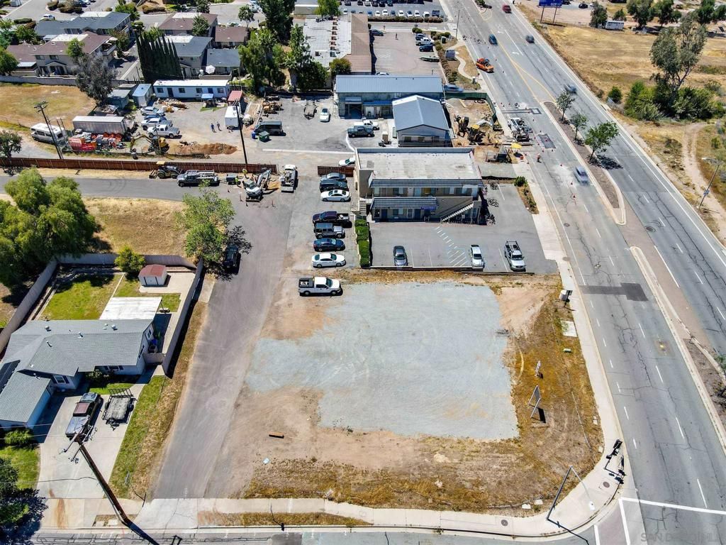 8069 Mission Gorge 1, Santee, CA 92071 — exterior