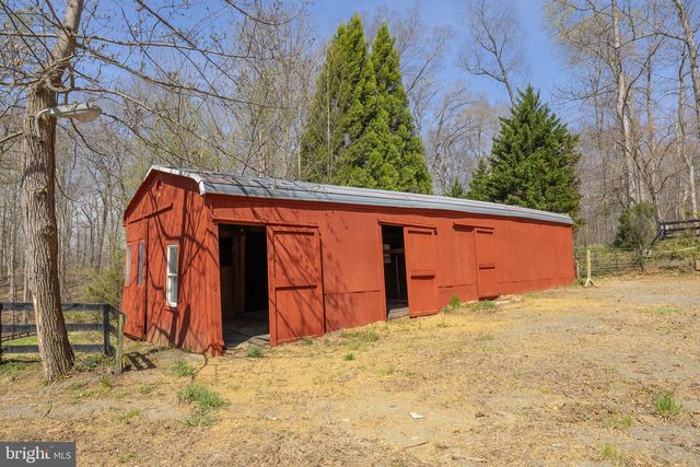 8701 SINCLAIR MILL RD, Manassas, VA 20112