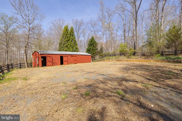 8701 SINCLAIR MILL RD, Manassas, VA 20112