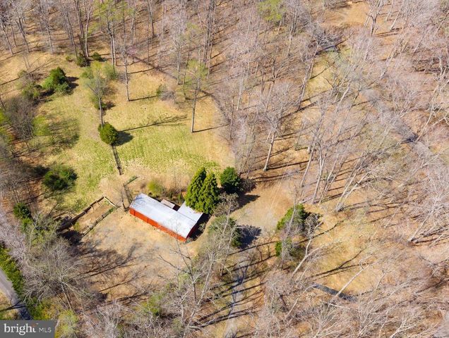 8701 SINCLAIR MILL RD, Manassas, VA 20112