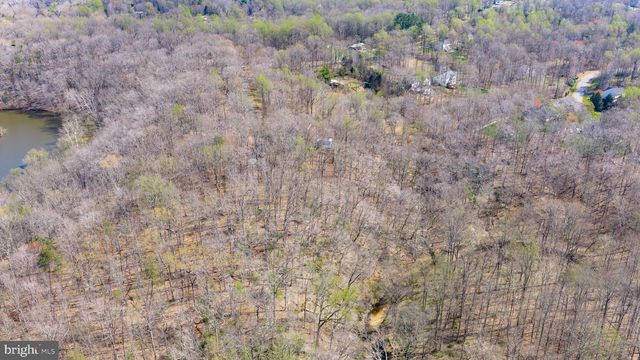 8701 SINCLAIR MILL RD, Manassas, VA 20112