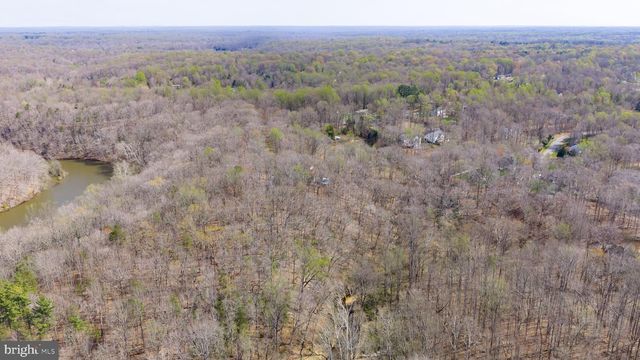8701 SINCLAIR MILL RD, Manassas, VA 20112