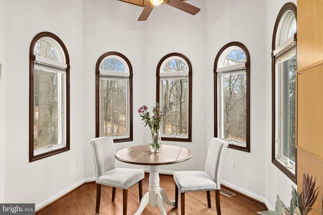 8701 SINCLAIR MILL RD, Manassas, VA 20112