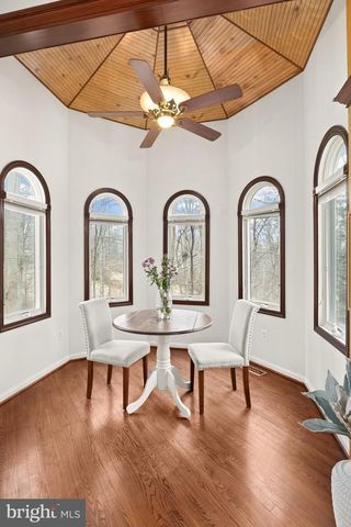 8701 SINCLAIR MILL RD, Manassas, VA 20112