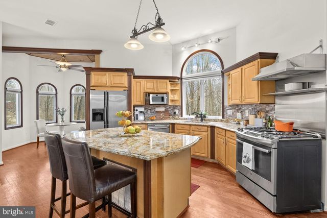 8701 SINCLAIR MILL RD, Manassas, VA 20112