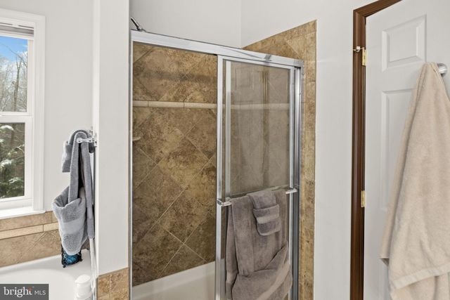 8701 SINCLAIR MILL RD, Manassas, VA 20112