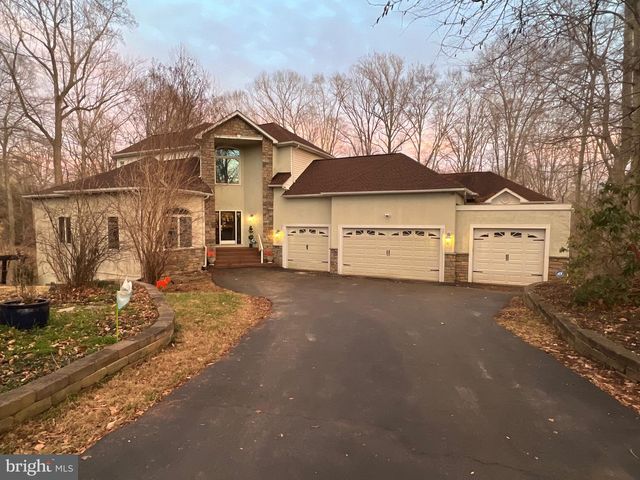 8701 SINCLAIR MILL RD, Manassas, VA 20112