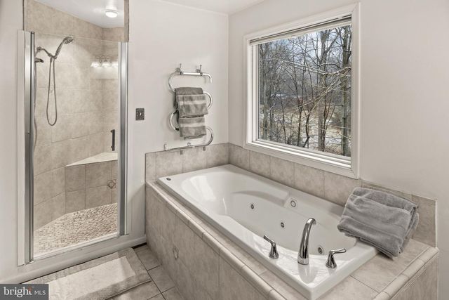 8701 SINCLAIR MILL RD, Manassas, VA 20112