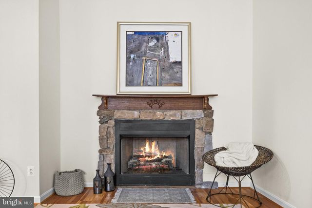 8701 SINCLAIR MILL RD, Manassas, VA 20112