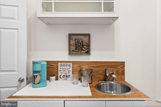 8701 SINCLAIR MILL RD, Manassas, VA 20112