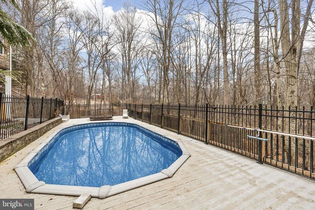 8701 SINCLAIR MILL RD, Manassas, VA 20112