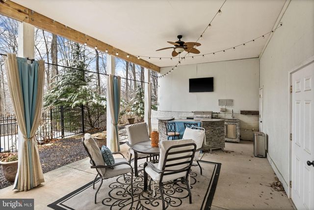 8701 SINCLAIR MILL RD, Manassas, VA 20112