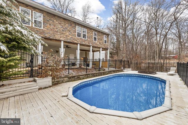 8701 SINCLAIR MILL RD, Manassas, VA 20112