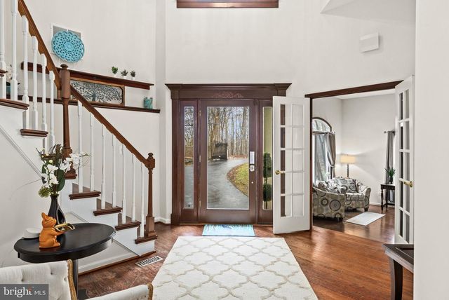 8701 SINCLAIR MILL RD, Manassas, VA 20112