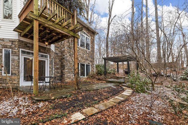 8701 SINCLAIR MILL RD, Manassas, VA 20112