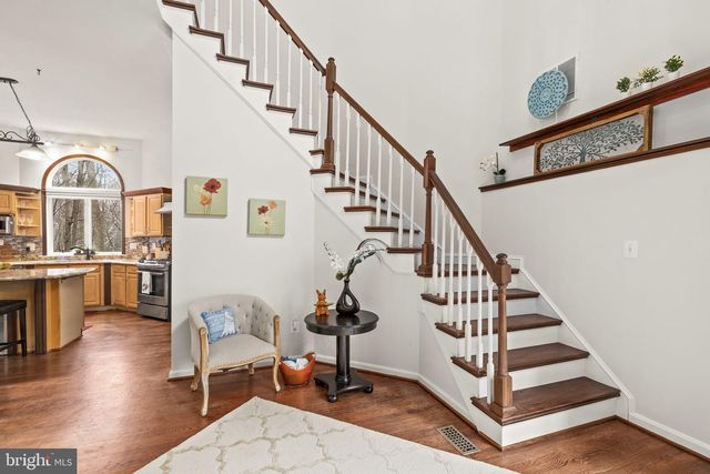 8701 SINCLAIR MILL RD, Manassas, VA 20112