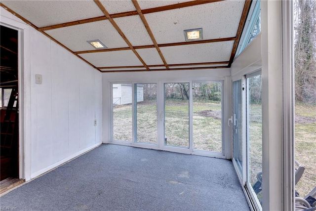 105 Carraway TER, Yorktown, VA 23692