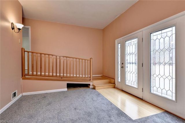 105 Carraway TER, Yorktown, VA 23692