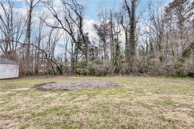 105 Carraway TER, Yorktown, VA 23692