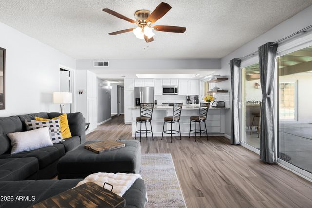 4948 E CORRINE Drive, Scottsdale, AZ 85254