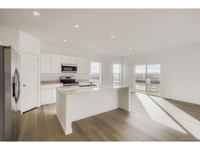 4272 Lucas Dr, Johnstown, CO 80534