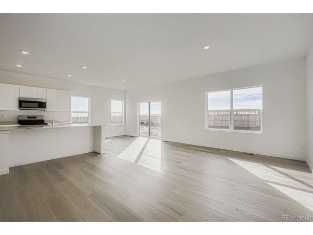 4272 Lucas Dr, Johnstown, CO 80534