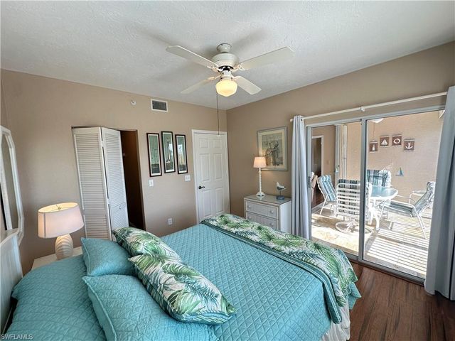 22748 Island Pines WAY 302, Fort Myers Beach, FL 33931